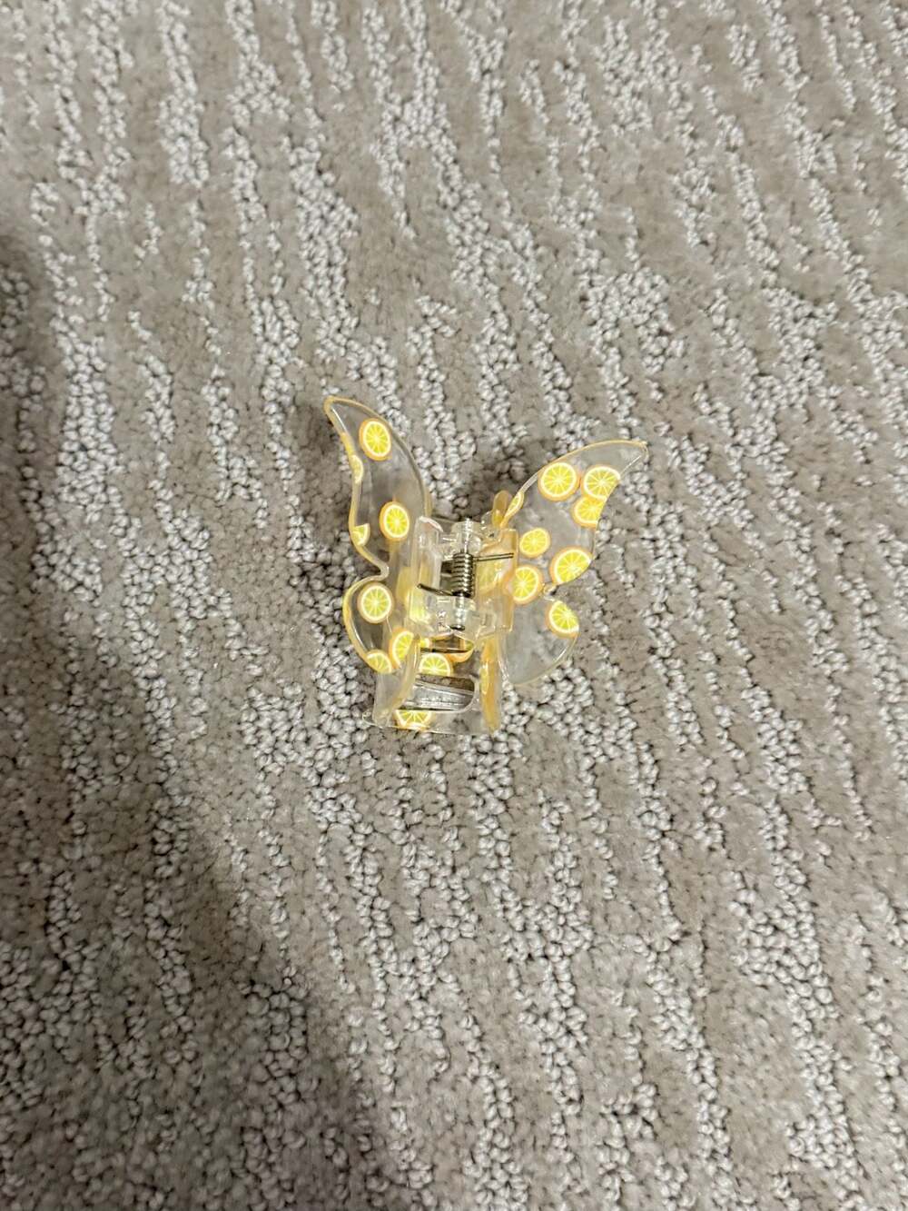 Set of 5 Assorted Hair Claw Clips Including Butterfly and Tortoiseshell Styles